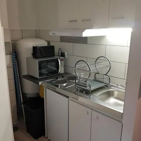 Méga Jeanne D'arc Billard Baby Foot En Option Escape Game Insolites Appartement *