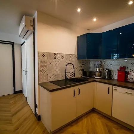 Méga Jeanne D'arc Billard Baby Foot En Option Escape Game Insolites *