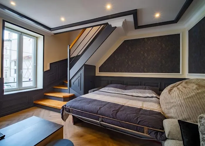 Apartament Mega Jeanne D'arc Billard Baby Foot En Option Escape Game Insolites *