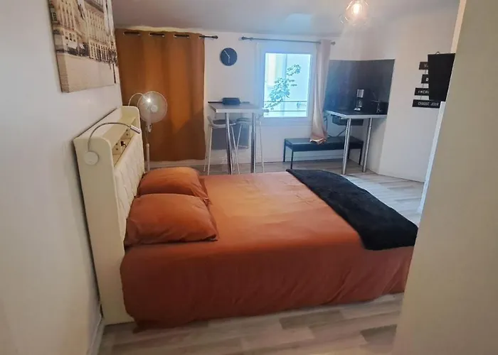 Mega Jeanne D'arc Billard Baby Foot En Option Escape Game Insolites